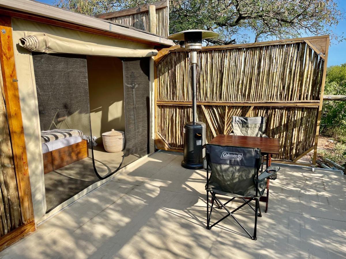 Lindiwe Safari Lodge โฮดสปรูท ภายนอก รูปภาพ