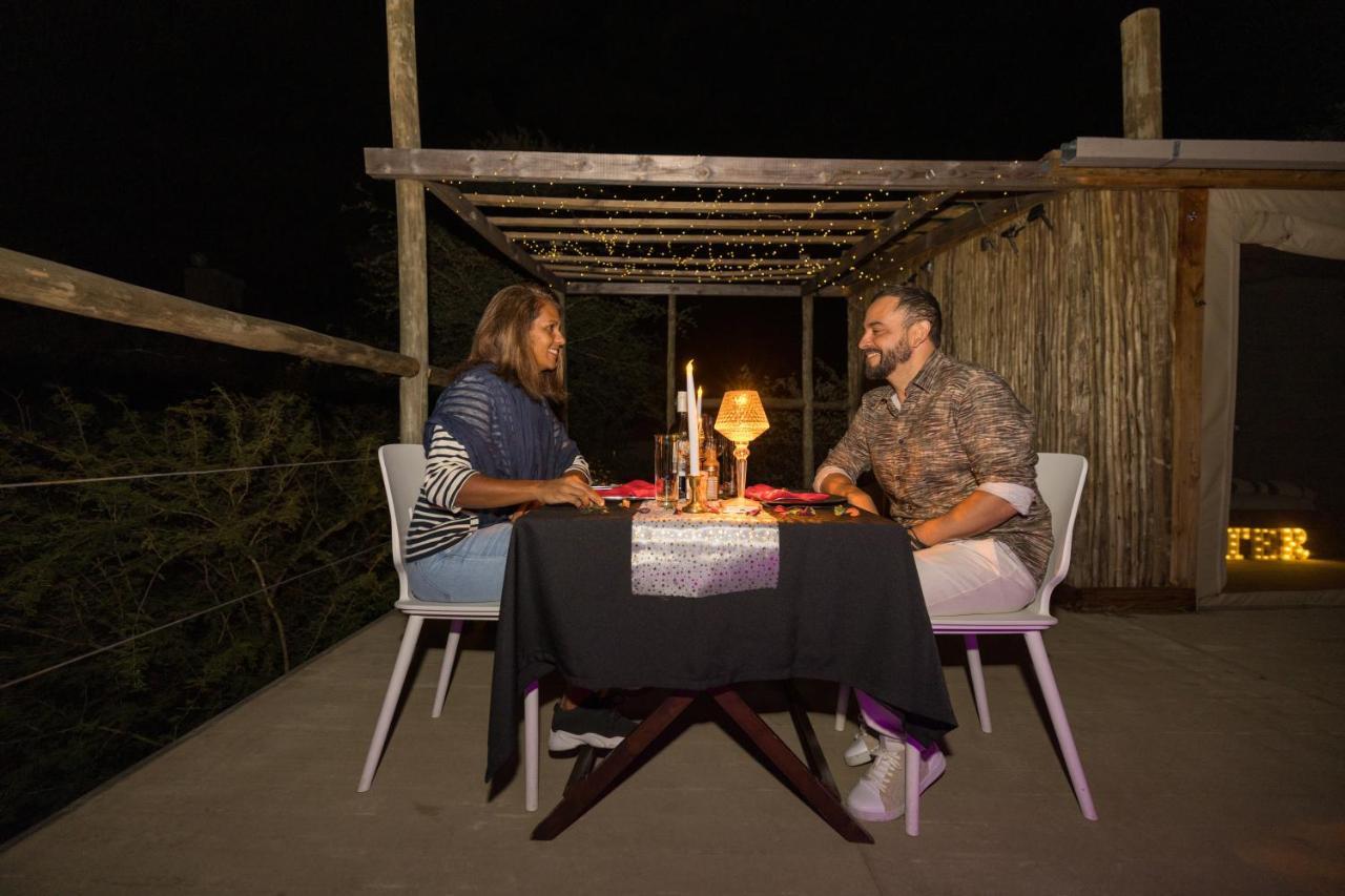 Lindiwe Safari Lodge โฮดสปรูท ภายนอก รูปภาพ