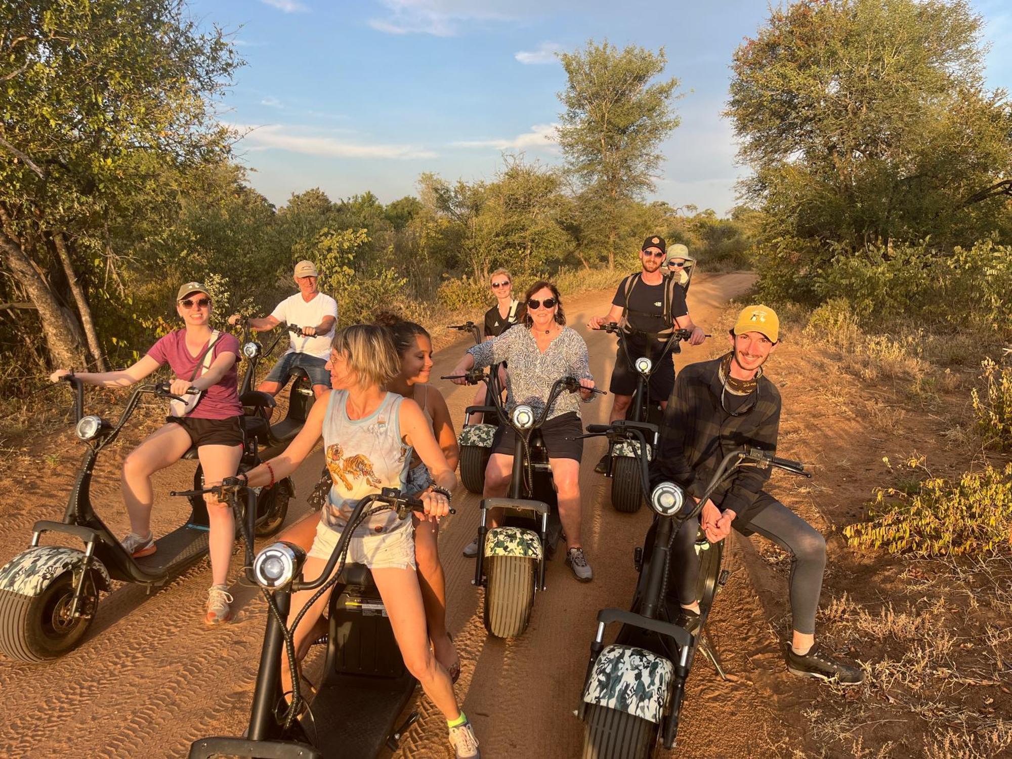 Lindiwe Safari Lodge โฮดสปรูท ภายนอก รูปภาพ