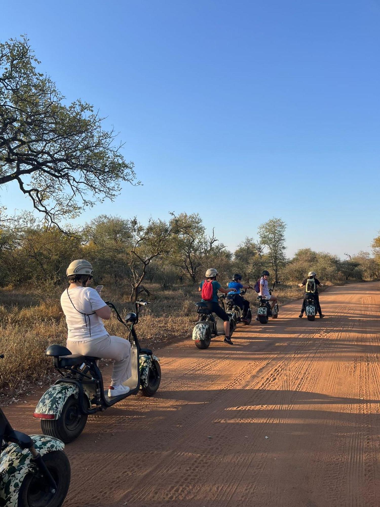 Lindiwe Safari Lodge โฮดสปรูท ภายนอก รูปภาพ